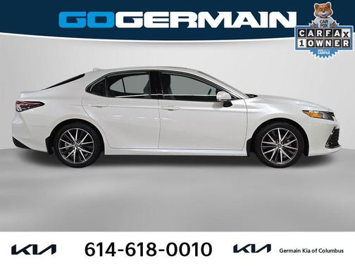 2024 Toyota Camry Hybrid XLE