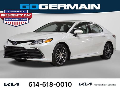 2024 Toyota Camry Hybrid XLE