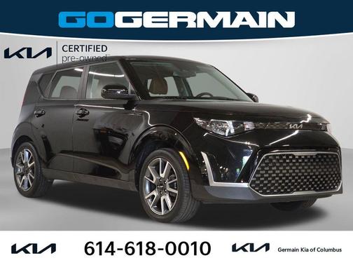 Fusion Black 2024 Kia Soul EX