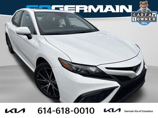 Ice 2024 Toyota Camry SE