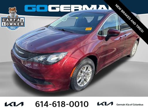 2022 Chrysler Voyager LX