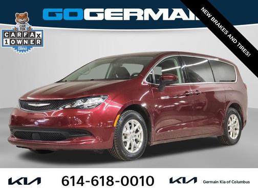 2022 Chrysler Voyager LX