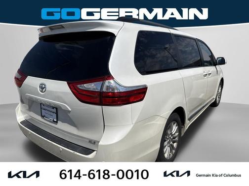 Blizzard Pearl 2015 Toyota Sienna XLE