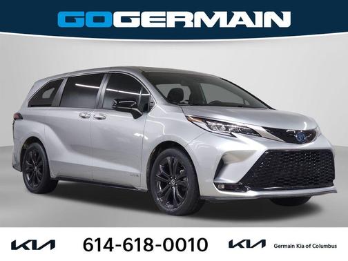2021 Toyota Sienna XSE 7 Passenger