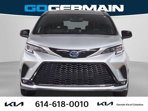 2021 Toyota Sienna XSE 7 Passenger