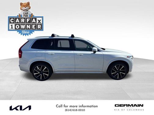 2020 Volvo XC90 T6 Momentum