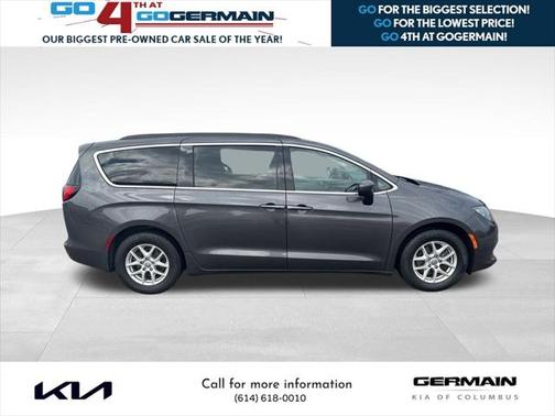 2020 Chrysler Voyager LX