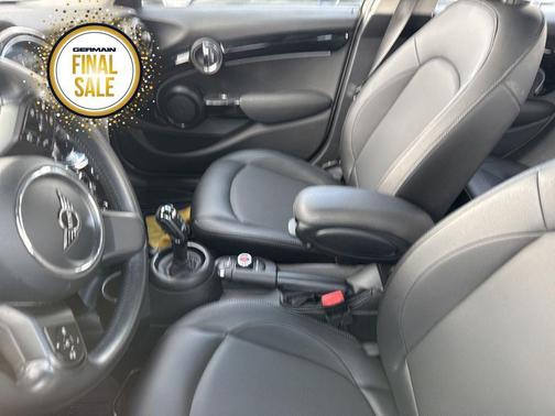 2022 MINI Hardtop Cooper