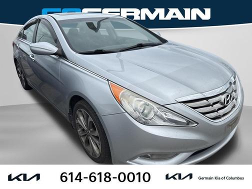 Radiant Silver Metallic 2013 Hyundai SONATA SE 2.0T