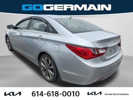 Radiant Silver Metallic 2013 Hyundai SONATA SE 2.0T