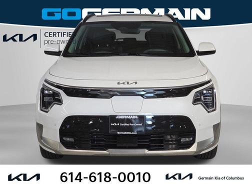 Snow White Pearl 2023 Kia Niro EV Wave