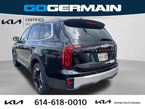 Ebony Black 2024 Kia Telluride S