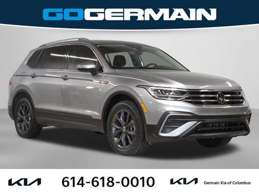 Platinum Gray Metallic 2023 Volkswagen Tiguan 2.0T SE