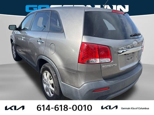 Titanium Silver 2013 Kia Sorento LX