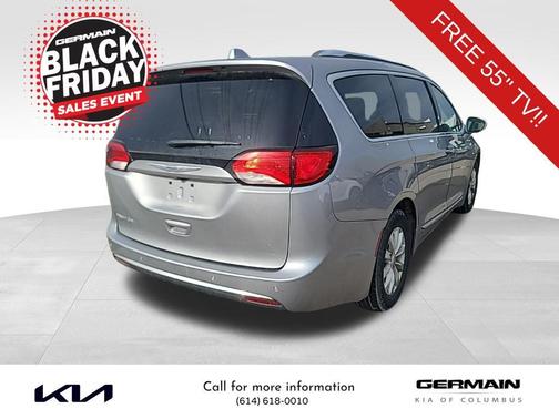 2018 Chrysler Pacifica Touring-L