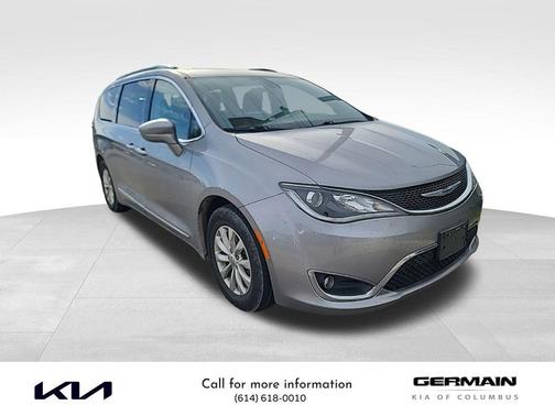 2018 Chrysler Pacifica Touring-L