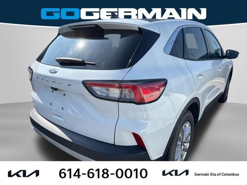Oxford White 2020 Ford Escape SE