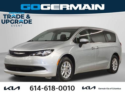 Silver Mist Clearcoat 2023 Chrysler Voyager LX