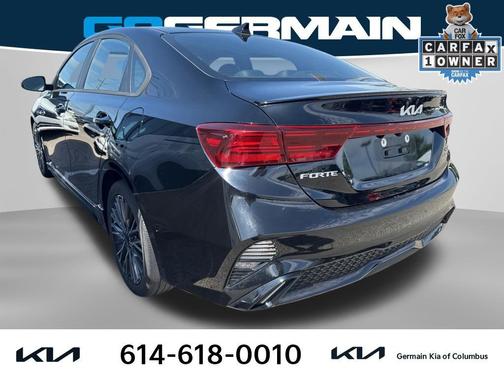 Aurora Black 2023 Kia Forte GT-Line