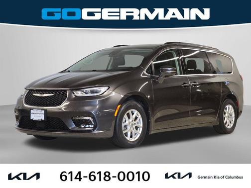 Granite Crystal Metallic Clearcoat 2022 Chrysler Pacifica Touring L