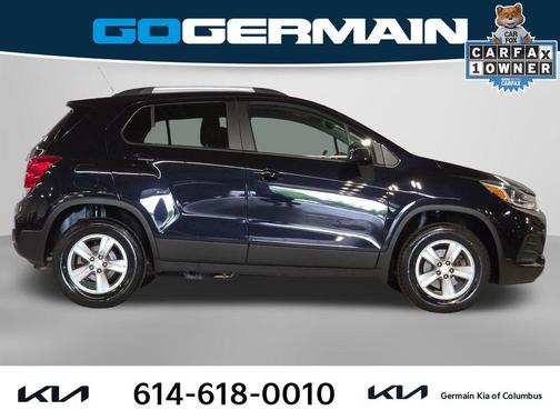 Midnight Blue Metallic 2022 Chevrolet Trax LT