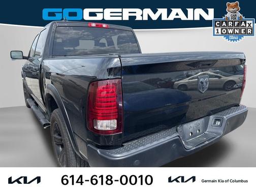 Diamond Black Crystal Pearlcoat 2022 RAM 1500 Classic Warlock Crew Cab 4x4 5'7' Box