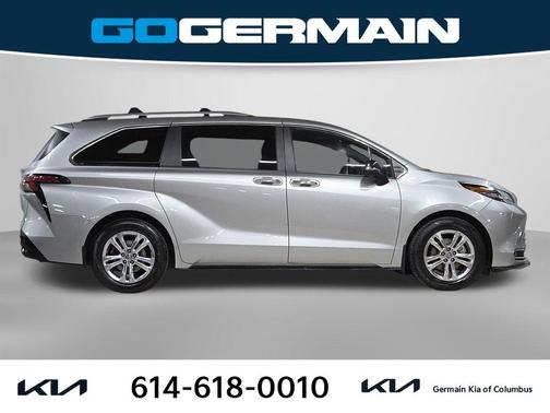 Celestial Silver Metallic 2024 Toyota Sienna Platinum