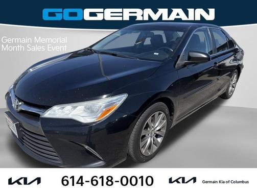 Midnight Black Metallic 2017 Toyota Camry XLE