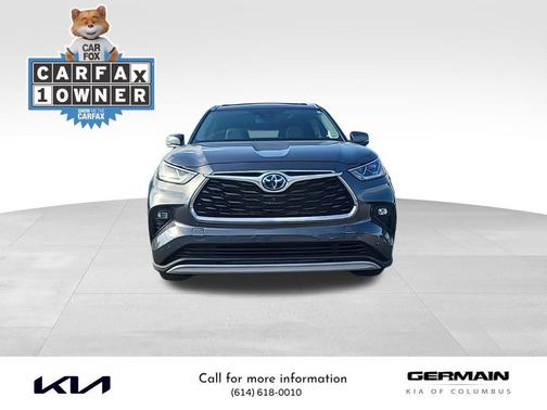 2022 Toyota Highlander Hybrid Platinum