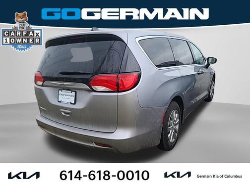 2020 Chrysler Voyager L