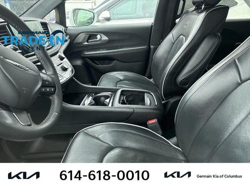 2022 Chrysler Pacifica Hybrid Limited