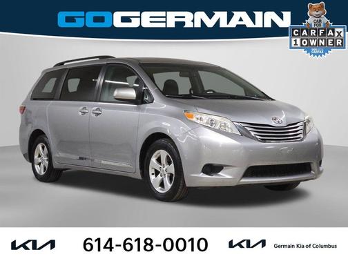 2017 Toyota Sienna SE
