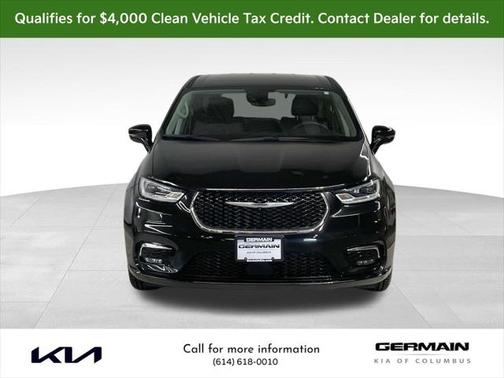 2022 Chrysler Pacifica Hybrid Touring L