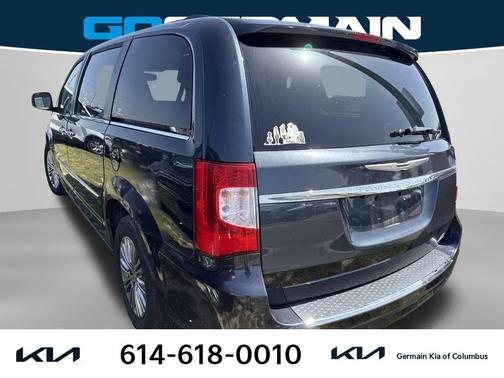 Maximum Steel Metallic Clearcoat 2013 Chrysler Town & Country Touring-L