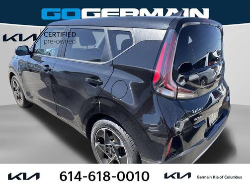 Fusion Black 2023 Kia Soul EX