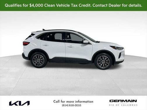2023 Ford Escape PHEV SE