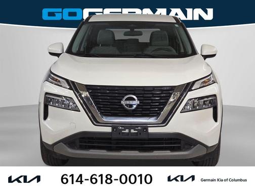 Pearl White Tricoat 2023 Nissan Rogue SV