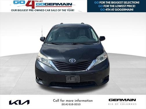 2013 Toyota Sienna LE