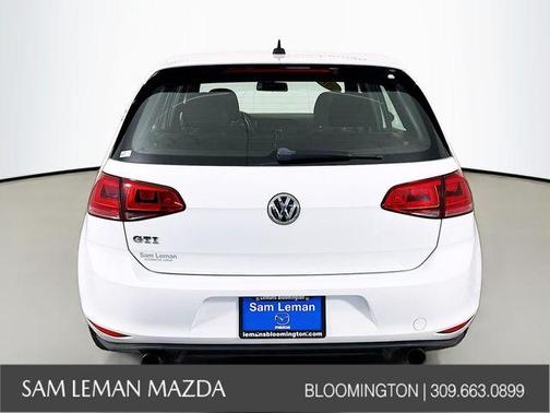 Pure White 2017 Volkswagen Golf GTI S 4-Door