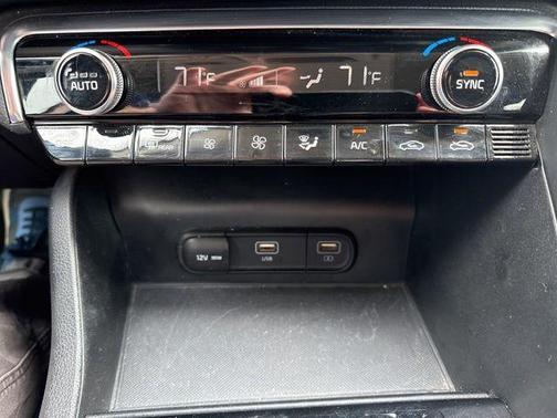 2021 Kia K5 EX