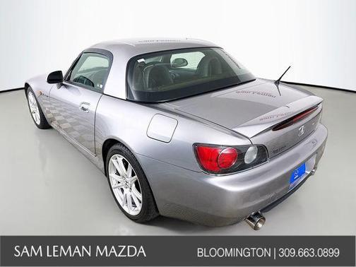 2003 Honda S2000 Base (M6)