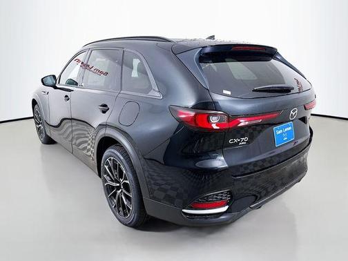 2025 Mazda CX-70 PHEV Premium Package