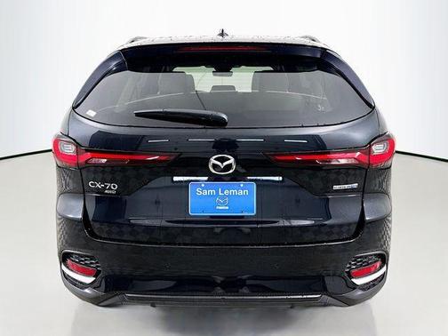 2025 Mazda CX-70 PHEV Premium Package