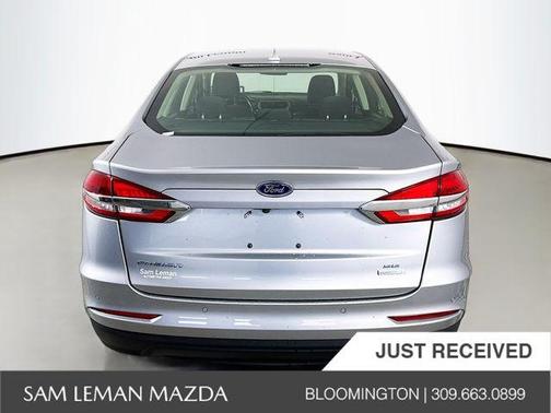 2020 Ford Fusion SE