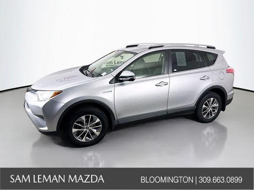 2017 Toyota RAV4 Hybrid XLE