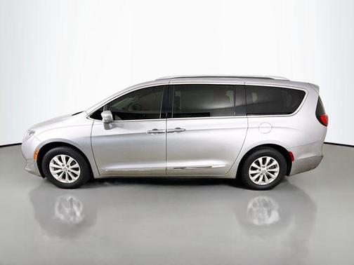 2018 Chrysler Pacifica Touring-L