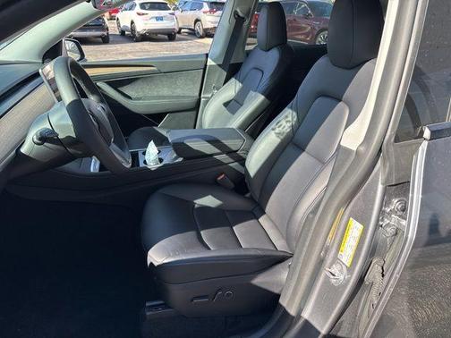 2025 Tesla Model Y Long Range