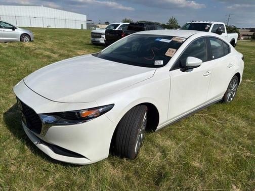 Snowflake White Pearl 2023 Mazda Mazda3 FWD w/Select Package