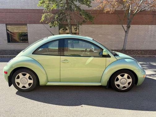 2000 Volkswagen New Beetle GLS