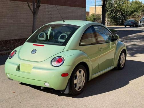 2000 Volkswagen New Beetle GLS